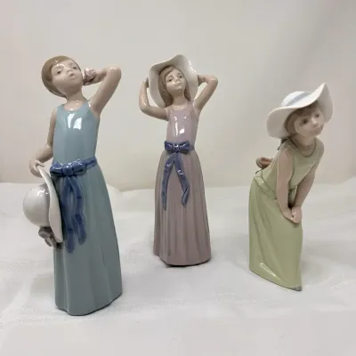 Charming Set of 3 Lladro Porcelain Young Ladies Figurines