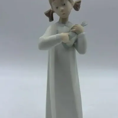 Lladró Porcelain Girl Playing Stringed Instrument Figurine