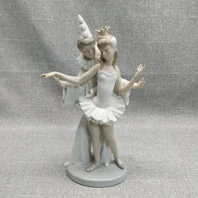 Lladro "Carnival Couple"