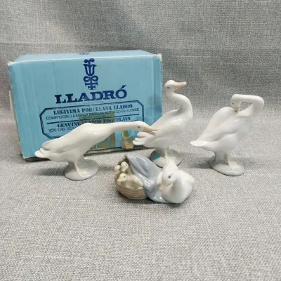 Lladro Family of Ducks