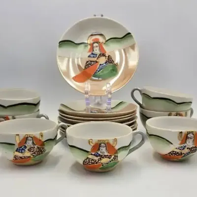 Japanese Mepoco Ware Lusterware Moriage Geisha Tea Cups Saucers Set