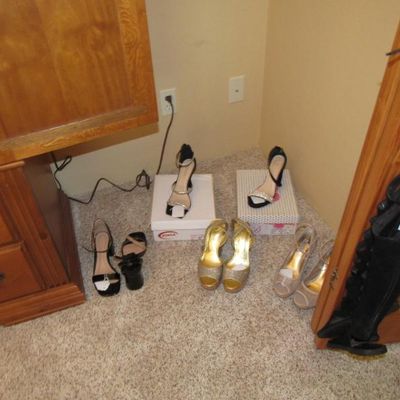 Sale Photo Thumbnail #108