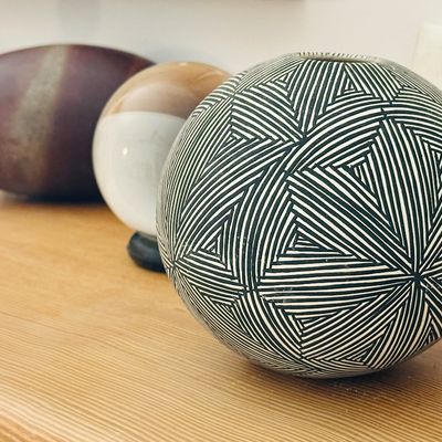 Sale Photo Thumbnail #201: Acoma Pueblo pottery