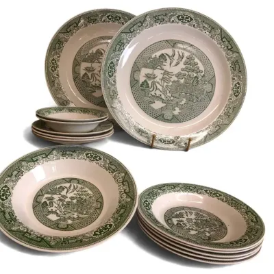 JB161 Willow Ware Royal China - 14 Pieces 