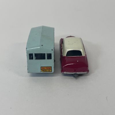 LOT 54: LESNEY Matchbox Car Lot