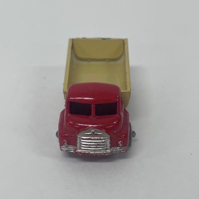 LOT 54: LESNEY Matchbox Car Lot