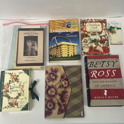 LOT 69: Home Decor/Sewing Lot in Vintage Box