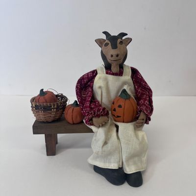 LOT 59: Huge Halloween Lot
