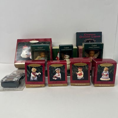 LOT 62: Christmas Ornament Lot