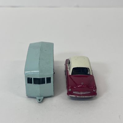 LOT 54: LESNEY Matchbox Car Lot
