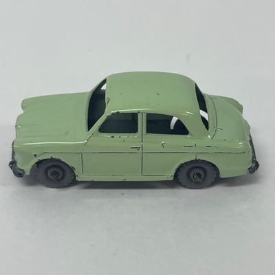 LOT 54: LESNEY Matchbox Car Lot