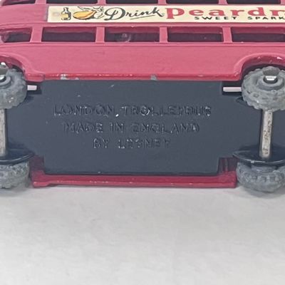 LOT 52: LESNEY Matchbox Cars