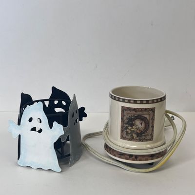 LOT 59: Huge Halloween Lot