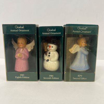 LOT 62: Christmas Ornament Lot