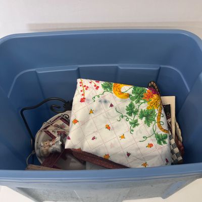 LOT 60: Thanksgiving Lot