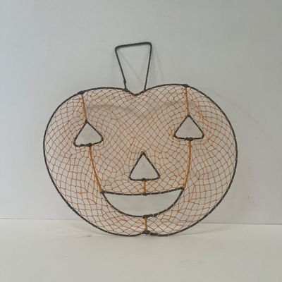 LOT 67: Halloween Lot