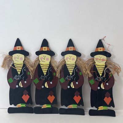 LOT 59: Huge Halloween Lot