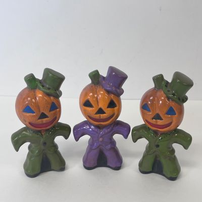 LOT 59: Huge Halloween Lot