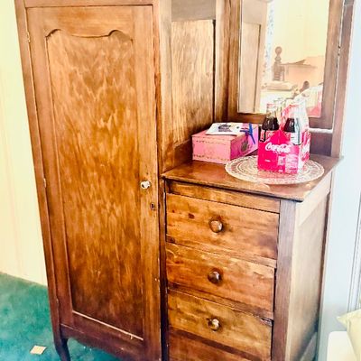 Sale Photo Thumbnail #4