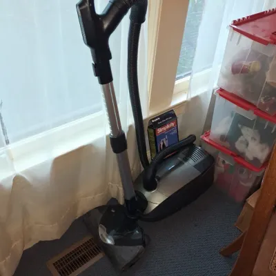 Sale Photo Thumbnail #548: Simplicity canister vacuum cleaner second image