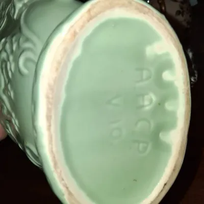 Sale Photo Thumbnail #586: Aacp v green ceramic deer vase second image