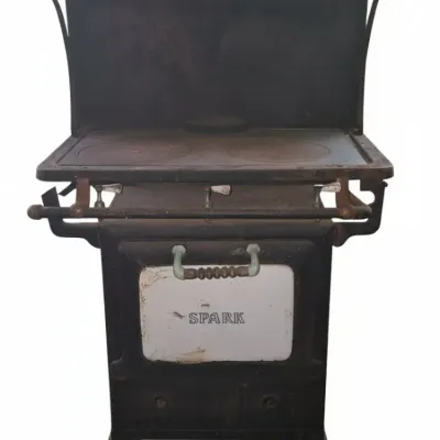 Sale Photo Thumbnail #502: Spark stove company antique cast iron range
