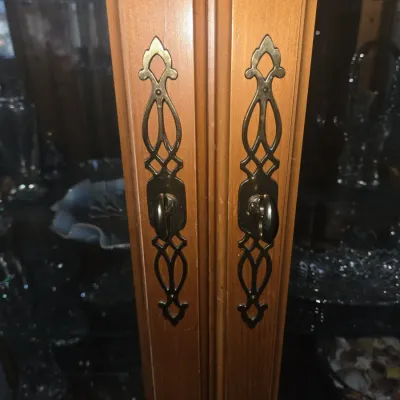 Sale Photo Thumbnail #503: Traditional pine curio cabinet with arch top xx fourth image