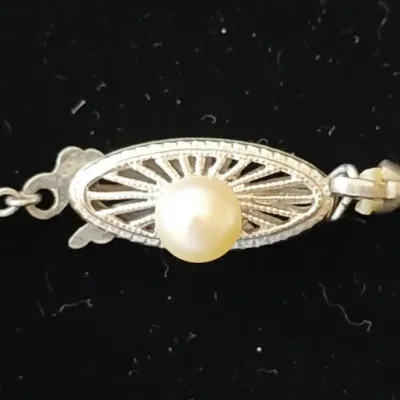 Sale Photo Thumbnail #689: Vintage cultured pearl necklace with filigree clasp second image
