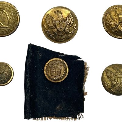 Sale Photo Thumbnail #175: Civil War Union Army Button lot