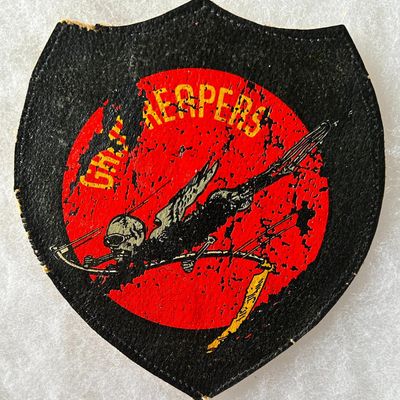 Sale Photo Thumbnail #454: WWII U.S. Navy VF-10 Fighter Squadron Patch