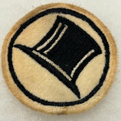 Sale Photo Thumbnail #489: WWII U.S. Navy VB-4 Bomber Squadron Patch - Tophatters