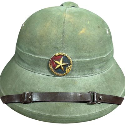 Sale Photo Thumbnail #569: Vietnam War NVA - North Vietnamese Army Pith Helmet with Front Cockade