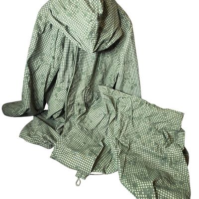 Sale Photo Thumbnail #689: A United States Military Night Desert Camouflage Parka and Trousers Set
