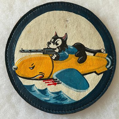 Sale Photo Thumbnail #420: WWII U.S. Navy VC-68 Composite Squadron Patch