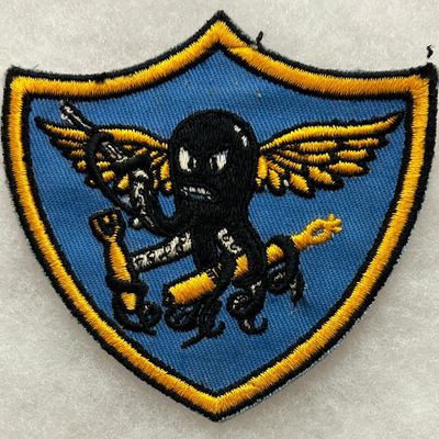 Sale Photo Thumbnail #491: WWII U.S. Navy VC-4 Composite Squadron Patch
