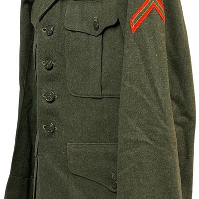 Sale Photo Thumbnail #405: WWII USMC 4th Marine Amphibious Corps Forest Green Wool Service Blouse Size 6 Long