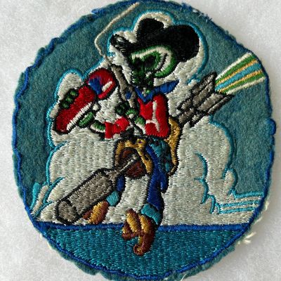 Sale Photo Thumbnail #443: WWII U.S. Navy VBF-17 Fighter Bombing Squadron Patch