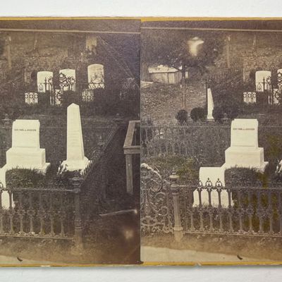Sale Photo Thumbnail #188: Civil War Stereoview - Stonewall Jackson's Grave at Lexington Va. Published by Selden & Co Richmond