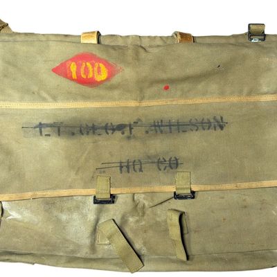 Sale Photo Thumbnail #295: WWII USMC Officer Canvas Garment Bag with 3rd Marine Division UNIS Marking
