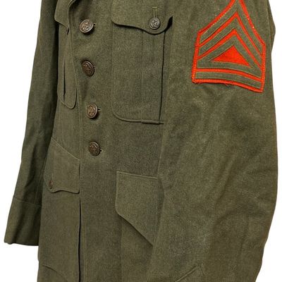Sale Photo Thumbnail #354: WWII USMC Identified VMSB21 VMSB241 3rd Marine Aircraft Wing Sergeant Uniform Jacket