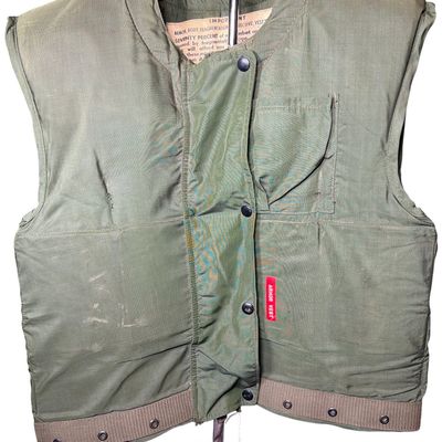Sale Photo Thumbnail #542: U.S. Marine Corps M-1951 Fragmentation Protective Body Armor Vest