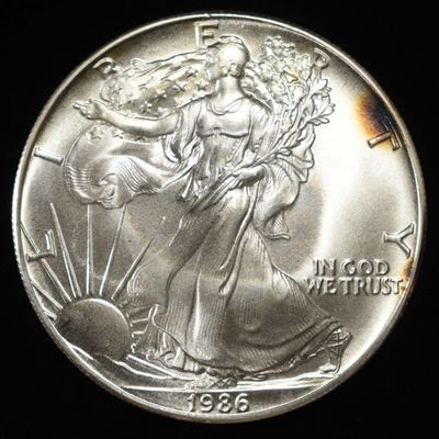 Sale Photo Thumbnail #103: 1986 AMERICAN SILVER EAGLE