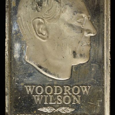 Sale Photo Thumbnail #424: WOODROW WILSON 5000 GRAINS 92.5% SILVER BAR