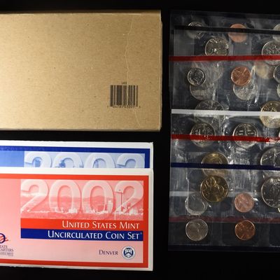 Sale Photo Thumbnail #275: 2000-2003 MINT SETS