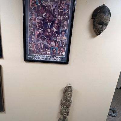 Sale Photo Thumbnail #143