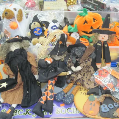 Sale Photo Thumbnail #3