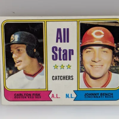 Sale Photo Thumbnail #382: 1975 Topps All Star Catchers baseball card featuring Carlton Fisk and Johnny Bench.
