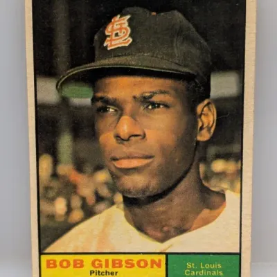 Sale Photo Thumbnail #534: 1971 Topps Bob Gibson #450 baseball card featuring the St. Louis Cardinals pitcher.