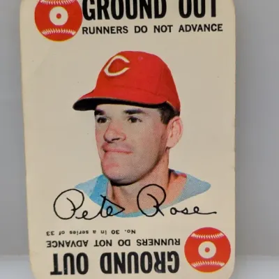 Sale Photo Thumbnail #212: 1968 Topps MLB Game card No. 30 featuring Pete Rose of the Cincinnati Reds, displaying slight edge wear.