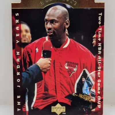 Sale Photo Thumbnail #629: 1998-99 Upper Deck Michael Jordan 'A Cut Above' insert trading card (#CA1) in very good condition.